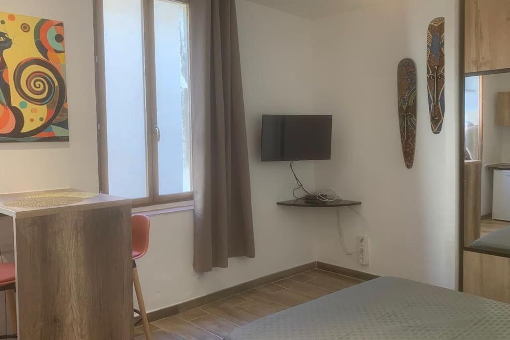 Studio Tout Equipe Pres Des Grands Buffets, Narbonne Нарбонна Экстерьер фото